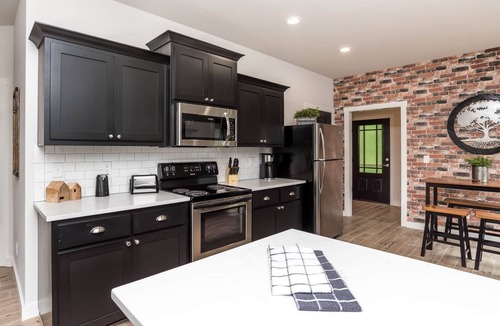 Bella Vista Cabin | Cabin 11 @ Trails Edge (Pet-Friendly)