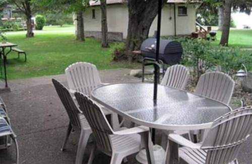 Pine River Apartment | Cabin 13 at Heath's Resort