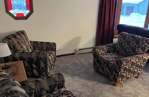 Pine River Cabin | Cabin 16 at Heath's Resort