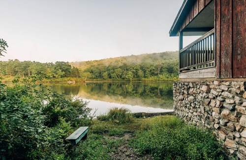 Columbia Cabin | Cabin, 16 Bunks, Kitchen, Bathroom, ADA