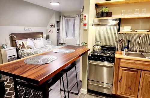 Glenwood Springs Cabin | Cabin 16 *NEW! Luxury w/Kitchen