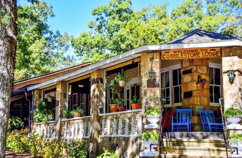 Steelville Cabin | Cabin 16A on Meramec River - Duplex Unit