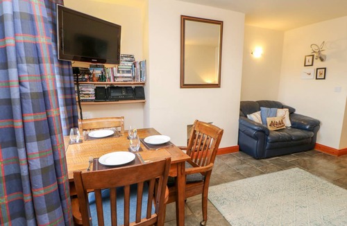 Haltwhistle Cottage | Cabin ∙ 2 bedrooms ∙ 4 guests