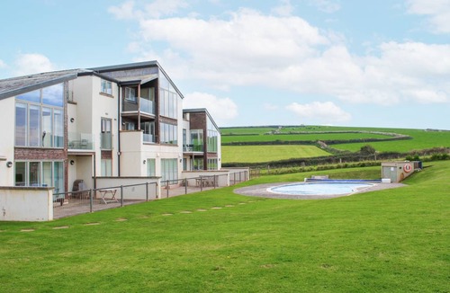 Burgh Island Cottage | Cabin ∙ 2 bedrooms ∙ 4 guests