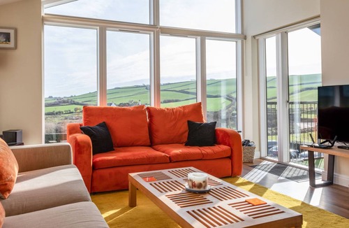 Burgh Island Cottage | Cabin ∙ 2 bedrooms ∙ 4 guests