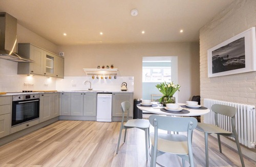 Watchet Cottage | Cabin ∙ 2 bedrooms ∙ 4 guests