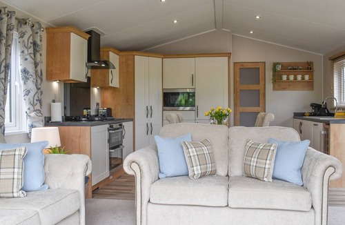 Fence Cottage | Cabin ∙ 2 bedrooms ∙ 4 guests