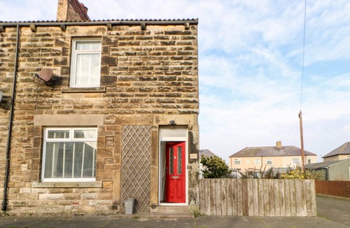 Amble Cottage | Cabin ∙ 2 bedrooms ∙ 4 guests