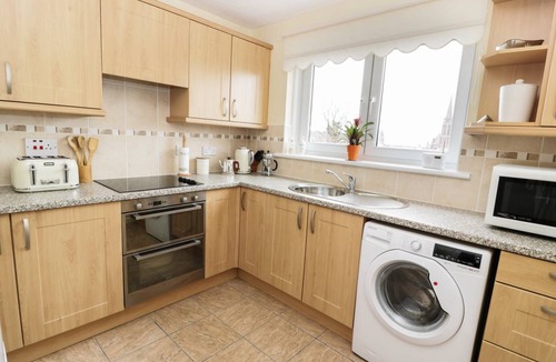 Largs Cottage | Cabin ∙ 2 bedrooms ∙ 4 guests