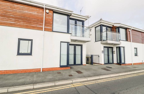 Rhyd-y-clafdy Cottage | Cabin ∙ 2 bedrooms ∙ 5 guests