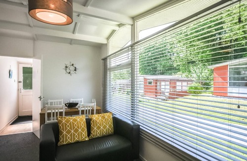 Tywyn Cottage | Cabin ∙ 2 bedrooms ∙ 5 guests