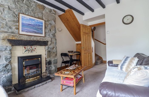 Dolgellau Cottage | Cabin ∙ 2 bedrooms ∙ 3 guests