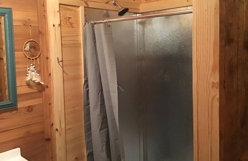 Morrilton House | Cabin 2: Indian Mountain Cabin
