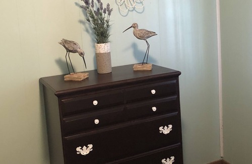 Centre Cabin | Cabin #2 located on Weiss Lake