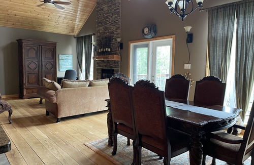 Wasagaming Cottage | Cabin 240 - Riding Mountain Luxury Cabins