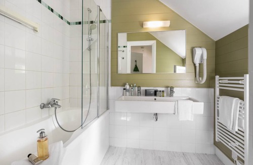 Chamouille Cottage | Cabin ∙ 3 bedrooms ∙ 6 guests
