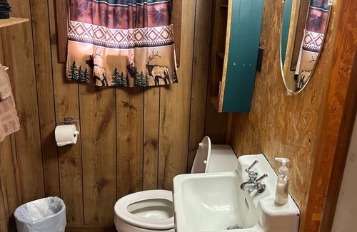 South Fork Cabin | Cabin 4 - Grandview Cabins