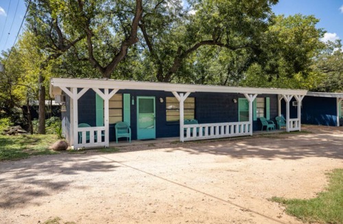 Burnet Cabin | Cabin 5 - Cabin near the lake