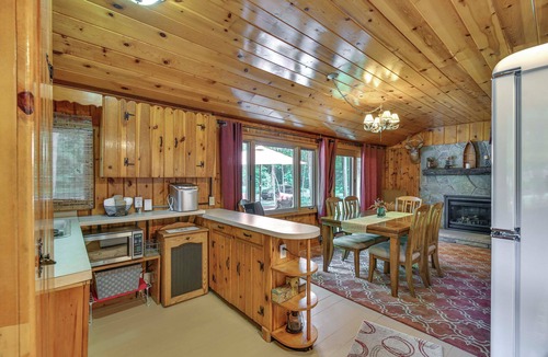 Kalkaska Cabin | Cabin 600' to Manistee Lake Private Shared Access