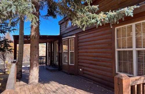 Almont House | Cabin 61