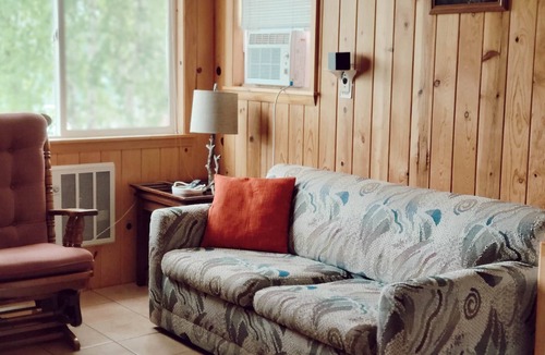 Nevis Resort | Cabin 7 | Daybreak
