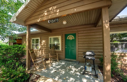 Buchanan Cabin | Cabin 8 at Fishtale Lodge