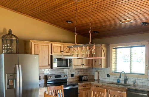 Oakland Cabin | Cabin 8 - Beautiful Cabin overlooking Bull Shoals Lake