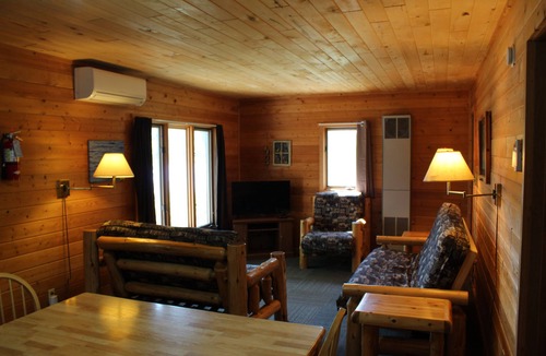 Park Rapids Cabin | Cabin #8 Cozy Lakefront Cabin