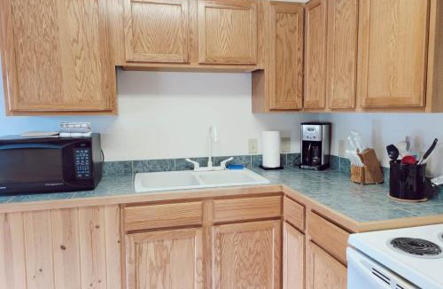 Nevis Resort | Cabin 8 | Northwoods
