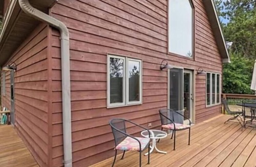 Pine River Cabin | Cabin 9 in Heath's Resort