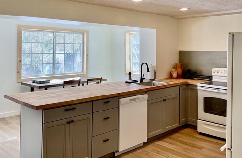 New Woodstock House | Cabin at Mystic Mountain