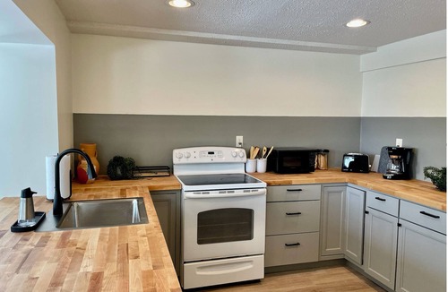 New Woodstock House | Cabin at Mystic Mountain