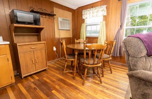Roach House | Cabin at Prairie Hollow Camp Lake and Dock Access