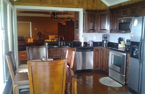 Lookout Mountain House | Cabin at the Ledge