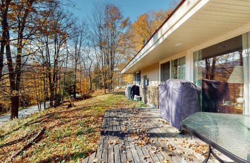 Warren House | Cabin By The Trees