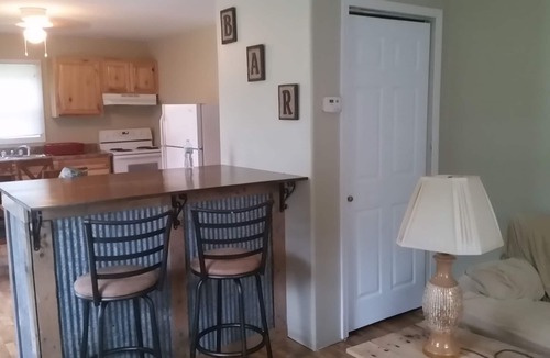 Springville House | Cabin close to kentucky lake