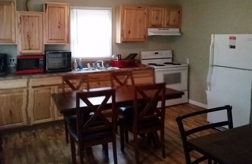 Springville House | Cabin close to kentucky lake