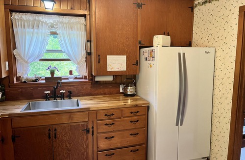 Iowa Falls Cabin | Cabin Cove on the river