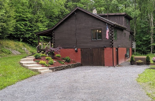 Denver Cabin | Cabin Eight-Oh-Five