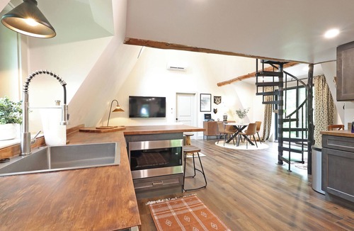 Athol Cabin | Cabin Escape Close to Lake George & Gore Mtn