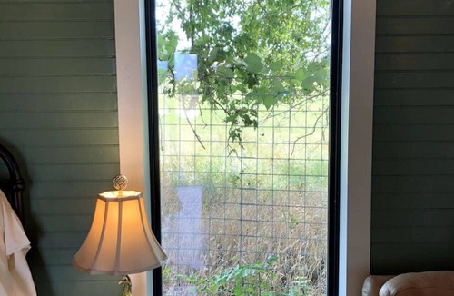 Albert Cabin | Cabin for Wine Country Wanderers