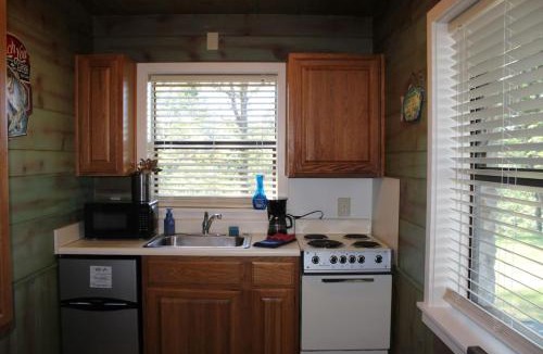 Dennis House | Cabin Four On Stony Point