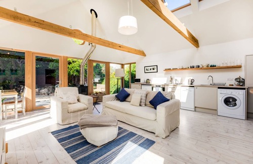 Trebetherick Cottage | Cabin ∙ 1 bedroom ∙ 2 guests