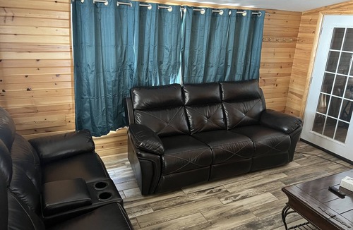 St. Helen House | Cabin getaway