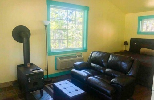 Dryden Cabin | Cabin Getaway