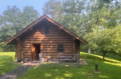 Alma Apartment | Cabin in Alma with fireplace