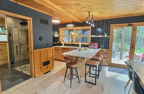 Ellicottville Cabin | Cabin in Ellicottville, Fire Place & Hot Tub