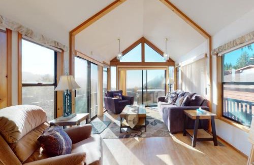 Brookings House | Cabin in the Clouds