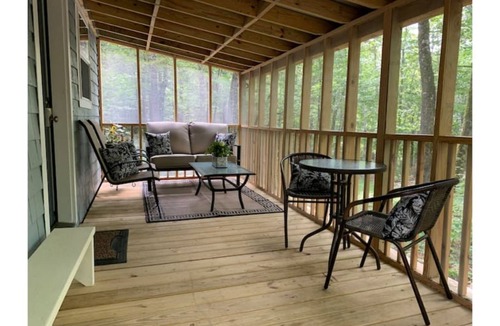 Beddington Cabin | Cabin in the Pines