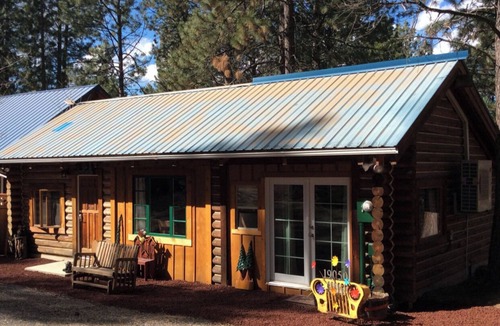 Deschutes River Woods House | Cabin in the woods